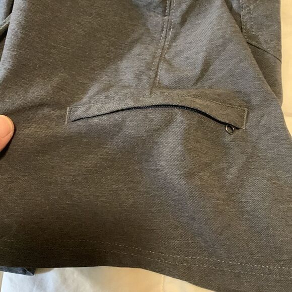 KUHL, ladies 10, shorts, excellent condition - Picture 6 of 14